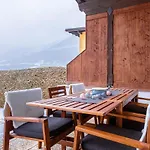 Neu Saniertes Mit Grossem Garten *